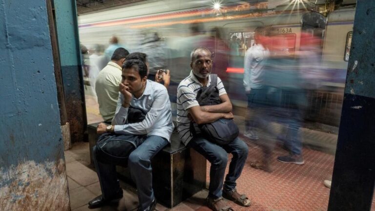 India Loneliness Ranking: Why Millions Feel Alone Despite Strong Family Ties