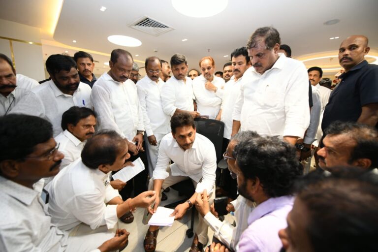Jagan Demands ₹1 Crore Additional Ex-Gratia for VSP Blast Victims, Seeks Assembly Resolution Against Privatization
