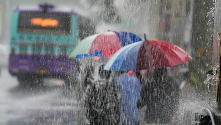Karnataka Weather Update: IMD Issues 7-Day Heavy Rain Forecast, Thunderstorm & Hailstorm Warning