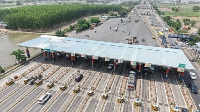 Toll plaza on a national highway Toll plaza on a national highway