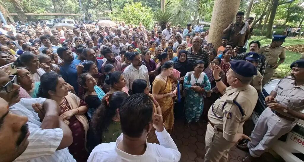 8. ₹1,639-Crore AgriGold Scam: CID Starts Document Verification Amid Rush in Udupi
