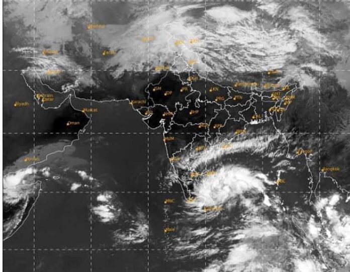 Cyclone Murasu weather system approaching the Andhra Pradesh coast